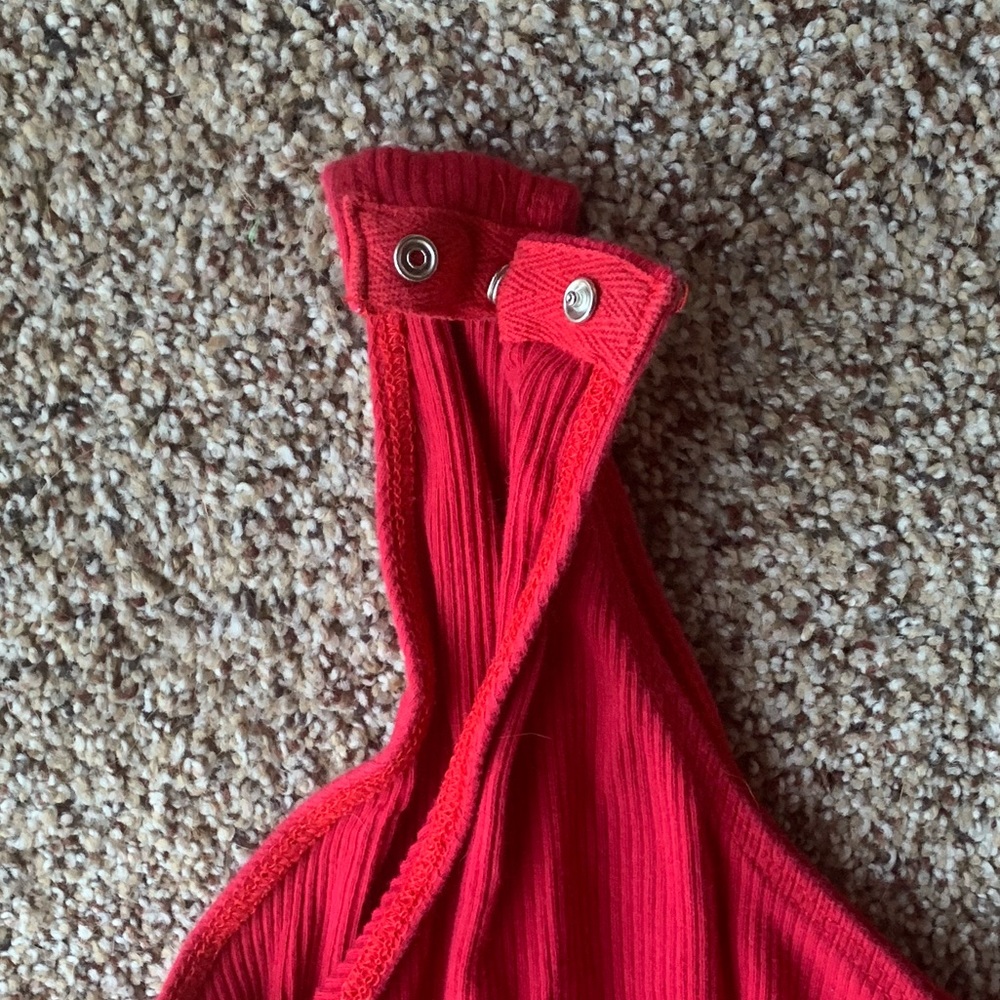 One piece - Picture 2 of 3